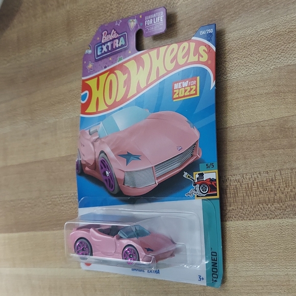 Hot Wheels Barbie Extra - Picture 5 of 8